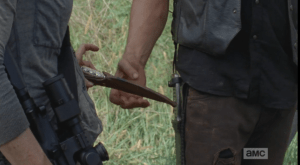 carol hands daryl beth's knife