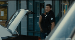 cop loads water 3