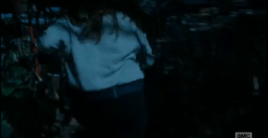 Meanwhile, Alicia runs through the winding turns of the labyrinth, trying to get back to her house...